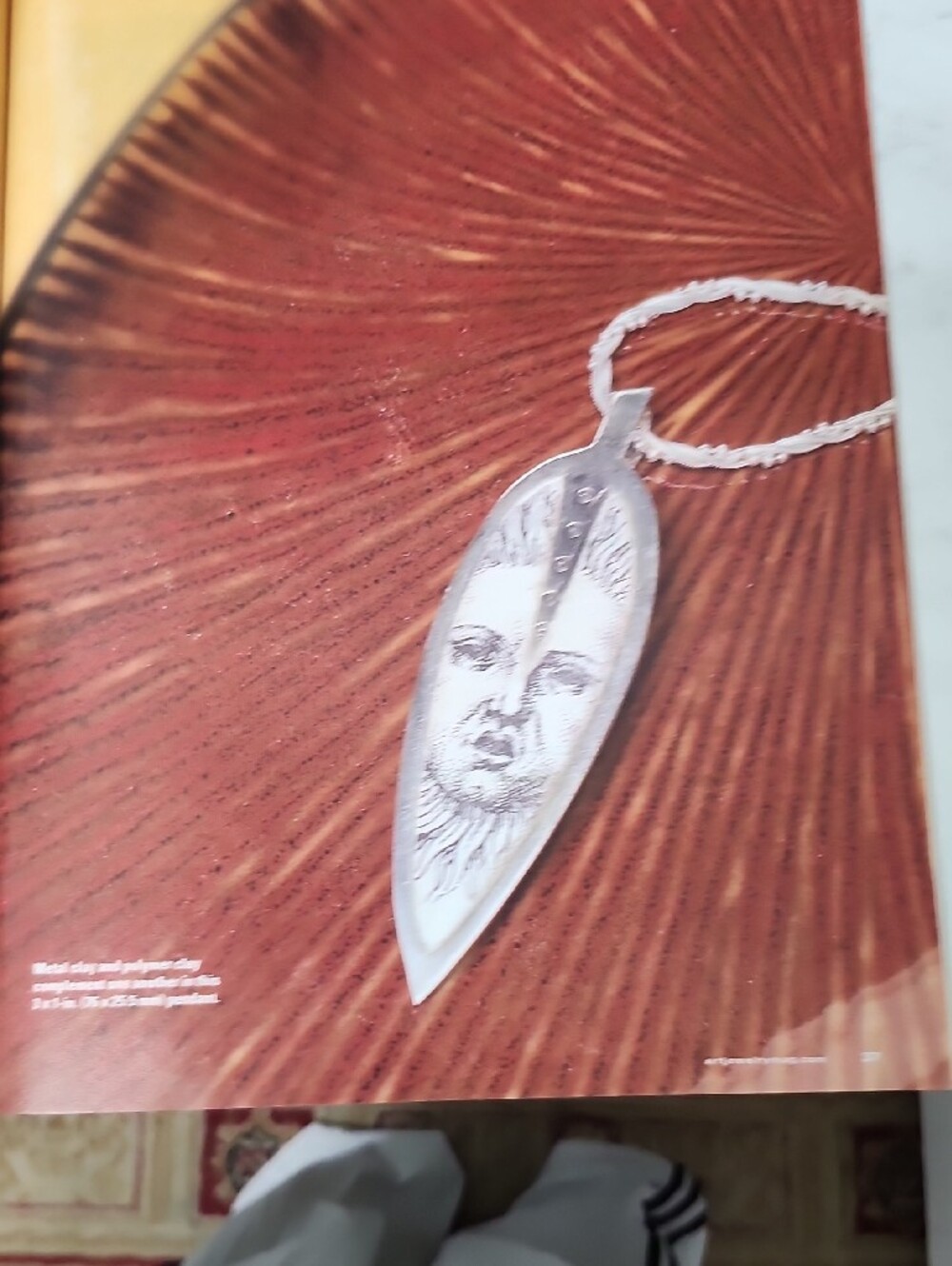 Art Jewelry Magazine. - Picture 10 of 16